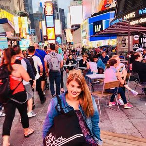 Meet your Posher, Lina